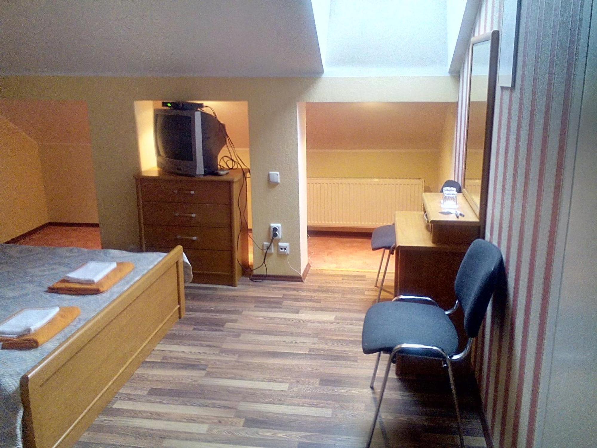 Central Hotel Νάρβα Δωμάτιο φωτογραφία