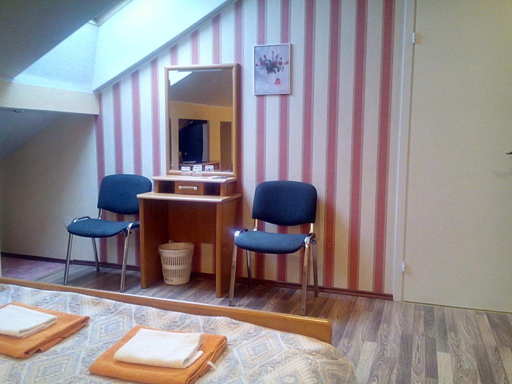Central Hotel Νάρβα Δωμάτιο φωτογραφία