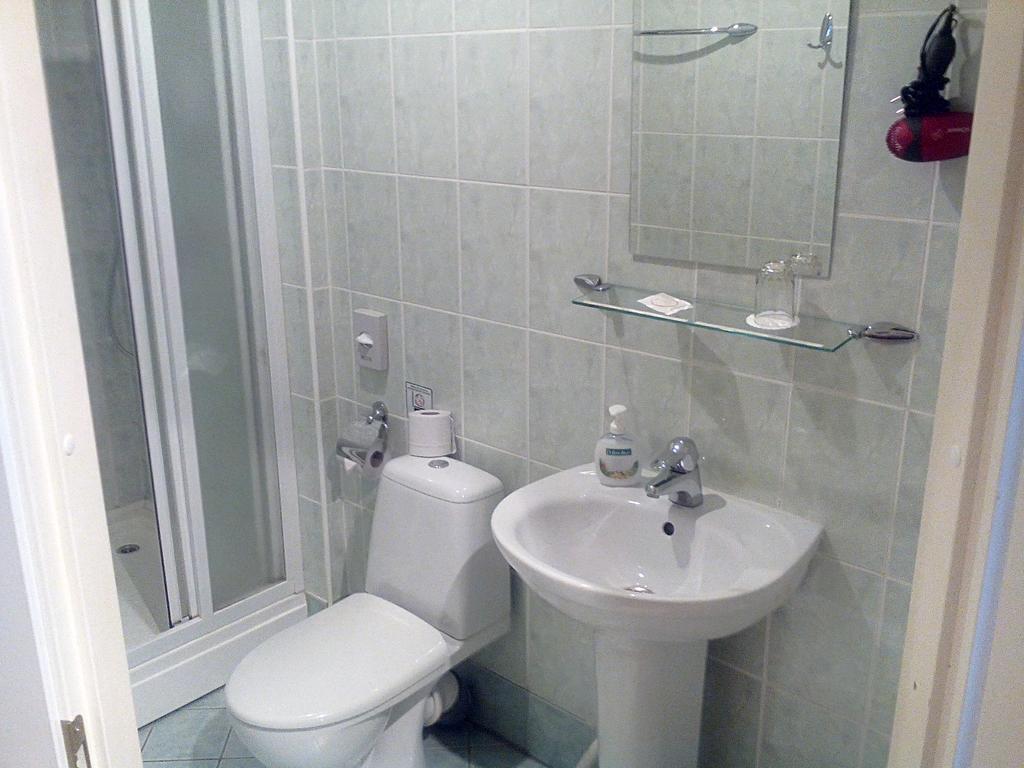 Central Hotel Νάρβα Δωμάτιο φωτογραφία